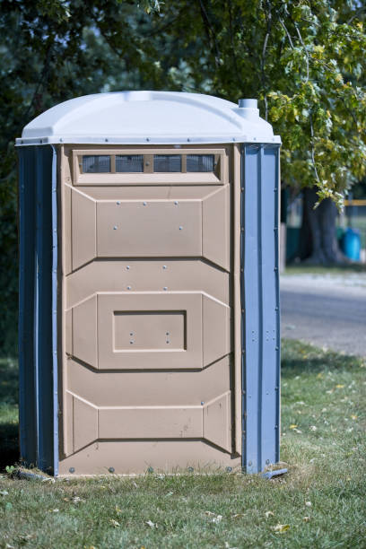 Best Construction site porta potty rental  in Beaverton, MI